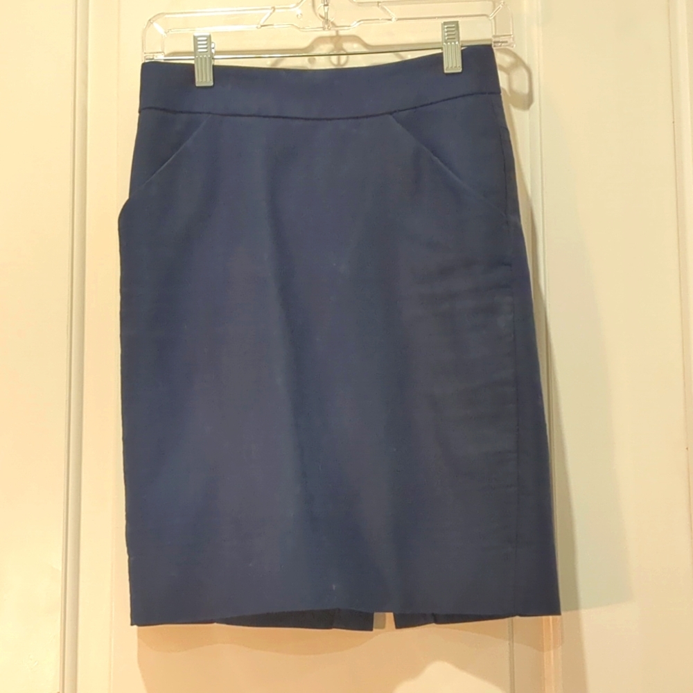 Dark navy J Crew pencil skirt in size OO